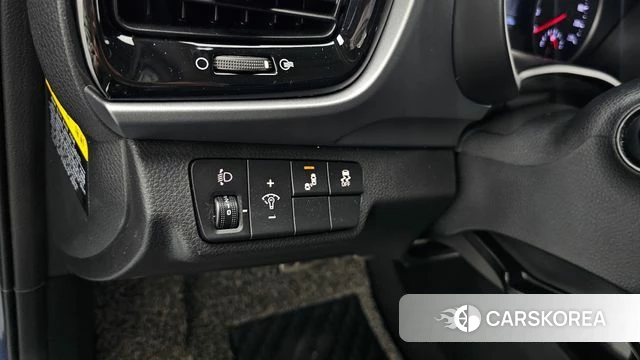 Kia Stonic id 3917266 из Кореи 7