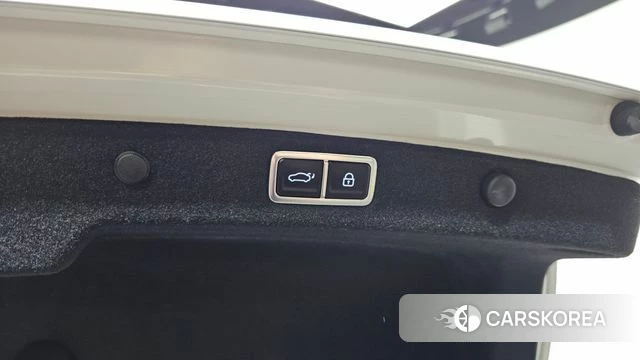 Hyundai Grandeur Hybrid (GN7) id 4612489 из Кореи 7