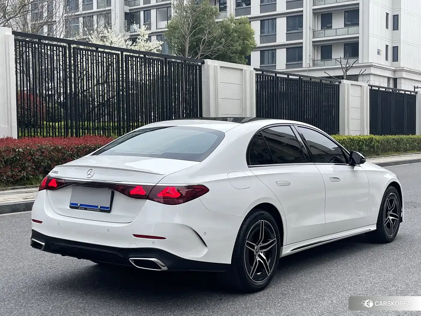 Mercedes-Benz E-Class id 4600698 из Китая 7