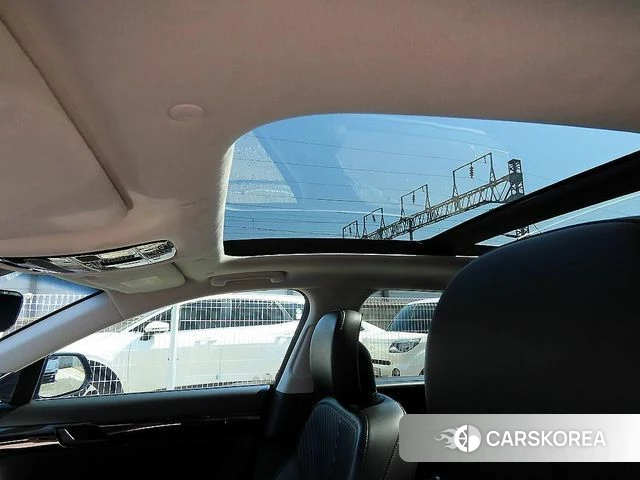 Hyundai Grandeur (GN7) id 3851369 из Кореи 7