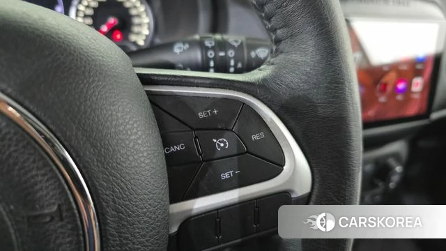 Jeep Renegade id 4895489 из Кореи 7