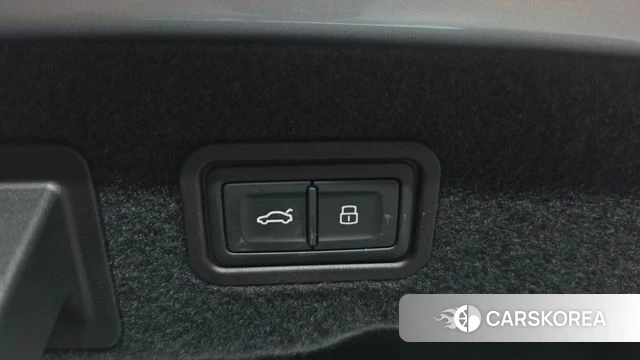 Audi A8 (D5) id 4768459 из Кореи 7