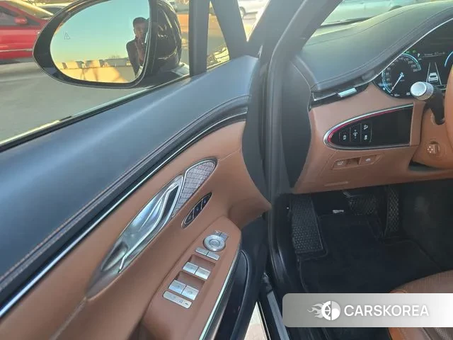 Genesis GV70 id 3606472 из Кореи 7