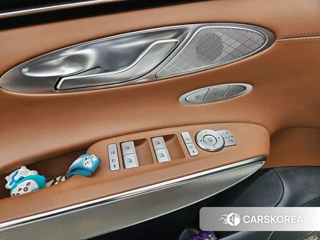 Genesis GV70 id 3524625 из Кореи 7