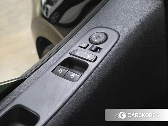 Hyundai Staria id 4513088 из Кореи 7