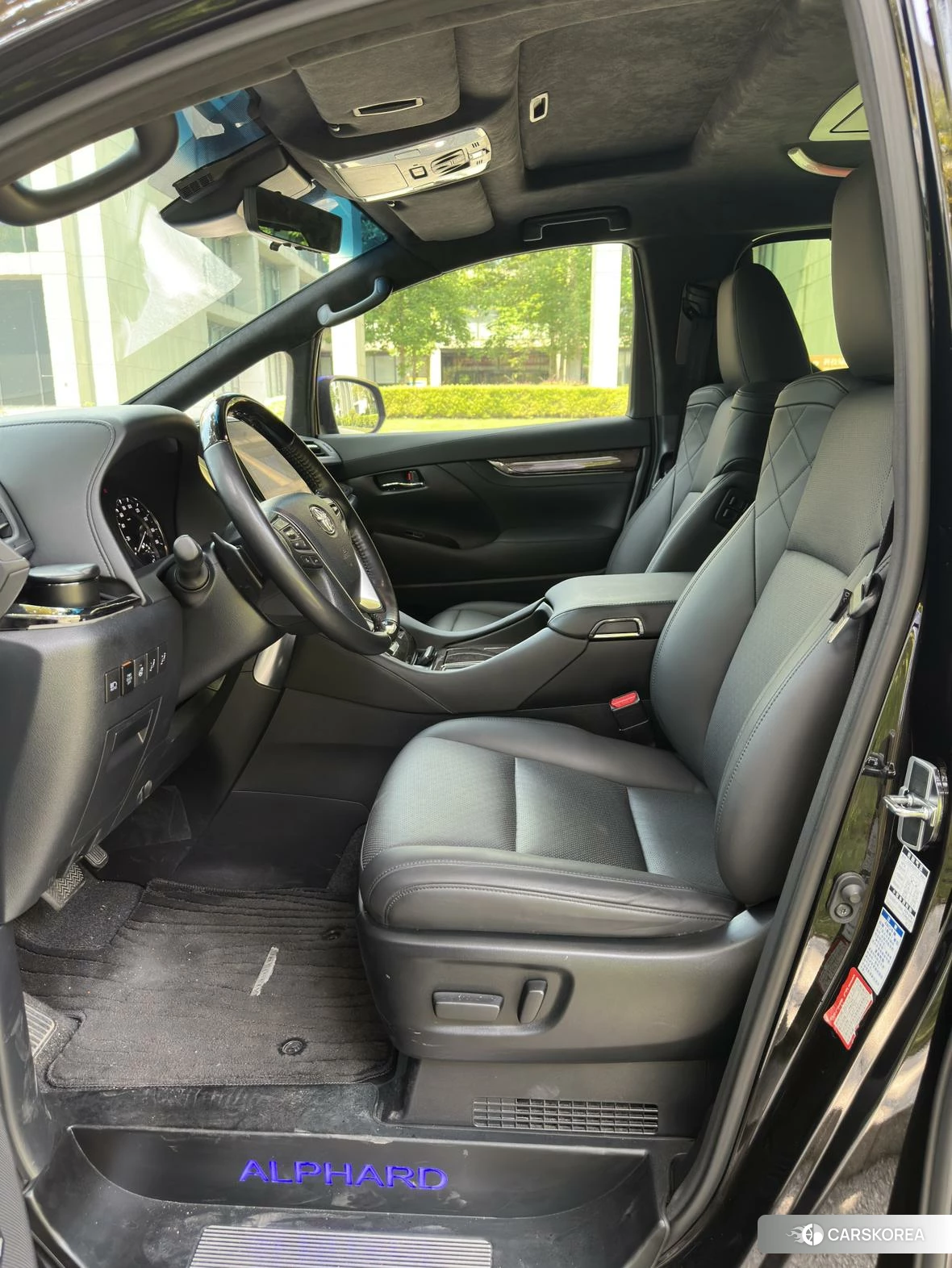 Toyota Alphard id 4453691 из Китая 7