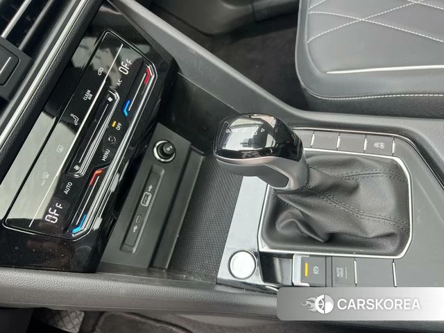 Volkswagen Tiguan L id 4258840 из Китая 7