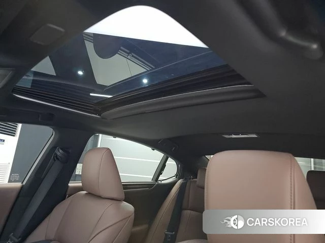 Lexus ES300h 7th generation id 4571966 из Кореи 7