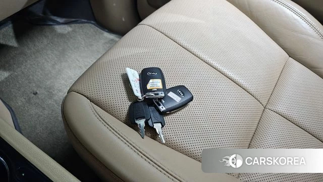 Kia The New Carnival id 4471124 из Кореи 7