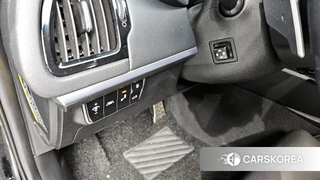 Kia Stinger id 3039583 из Кореи 7