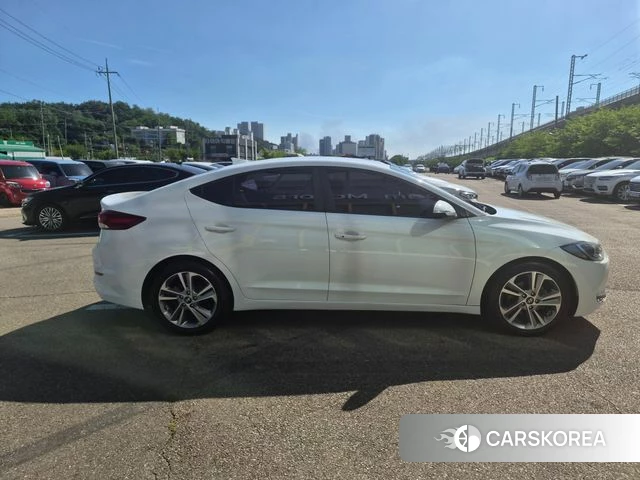 Hyundai Avante AD id 4496949 из Кореи 7