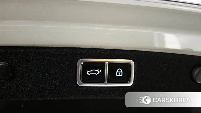 Hyundai Grandeur Hybrid (GN7) id 3952947 из Кореи 7