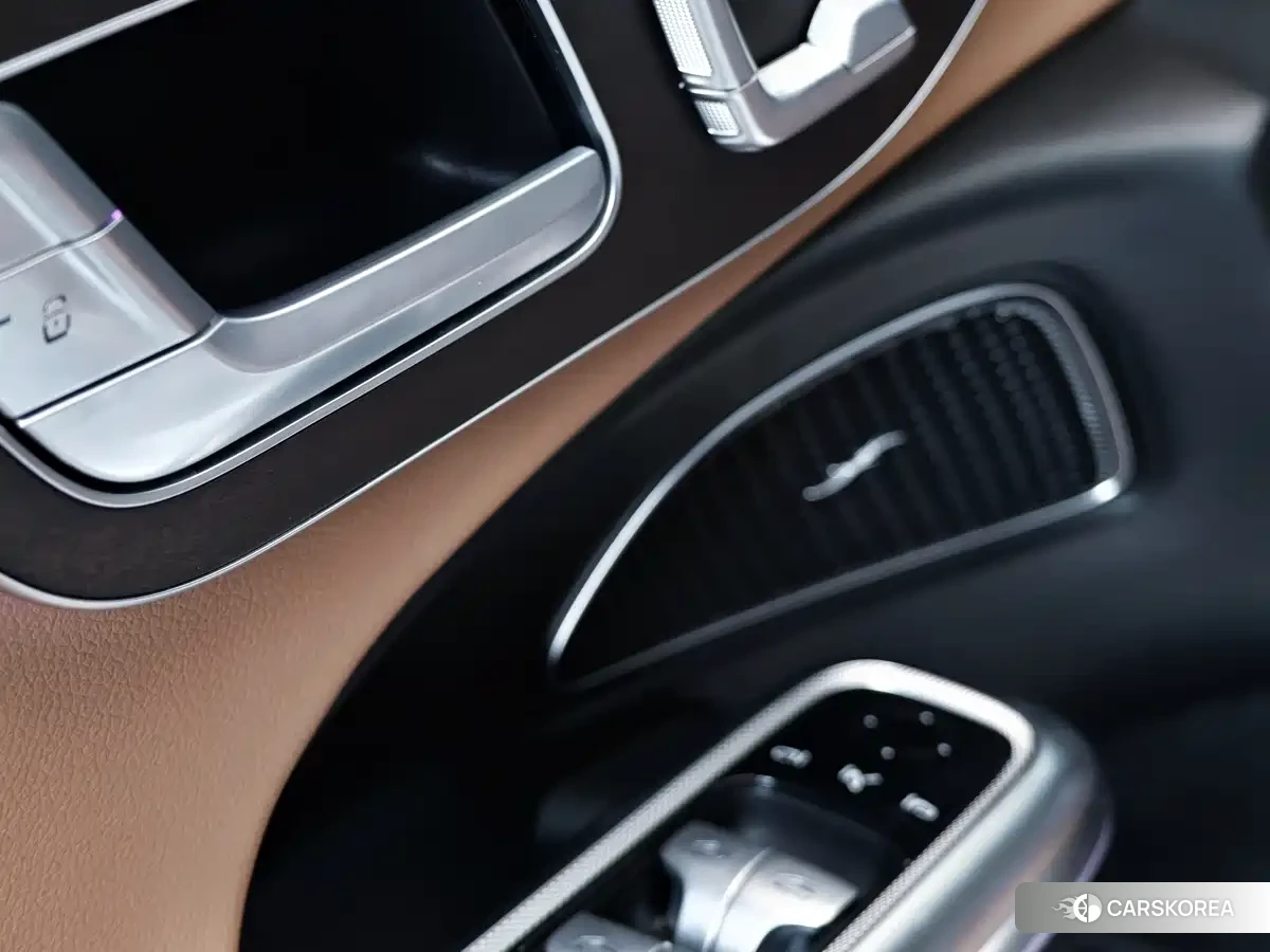 Mercedes-Benz E-Class id 4653785 из Китая 7