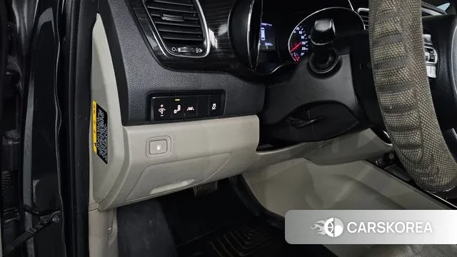 Kia The New Carnival id 3708773 из Кореи 7