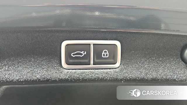 Hyundai Grandeur Hybrid (GN7) id 4400459 из Кореи 7