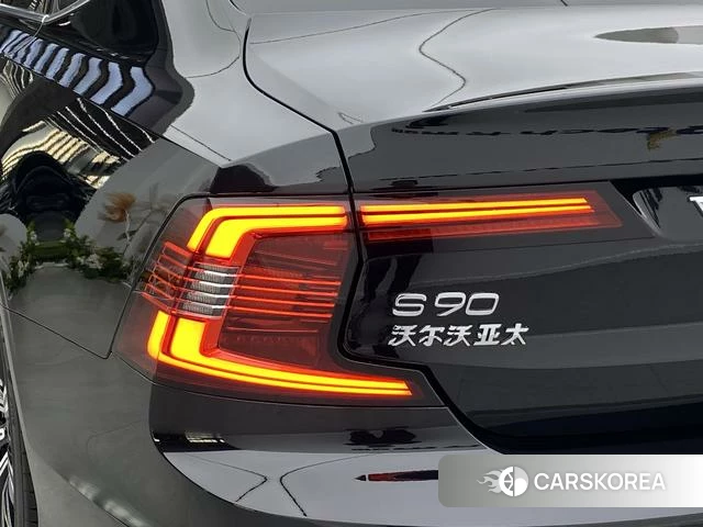 Volvo S90 id 3889972 из Китая 7