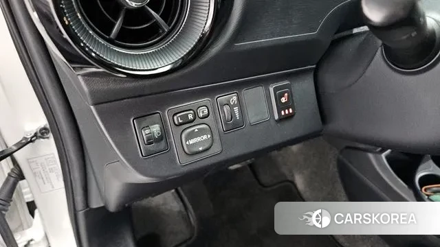 Toyota Prius C id 3374206 из Кореи 7