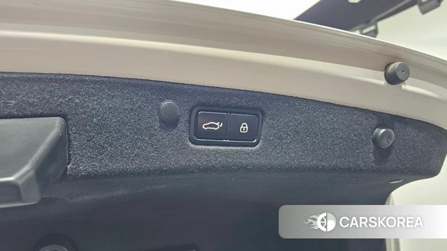 Hyundai The New Grandeur IG Hybrid id 4231568 из Кореи 7