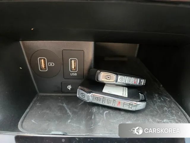 Kia K7 Premier Hybrid id 3547069 из Кореи 7