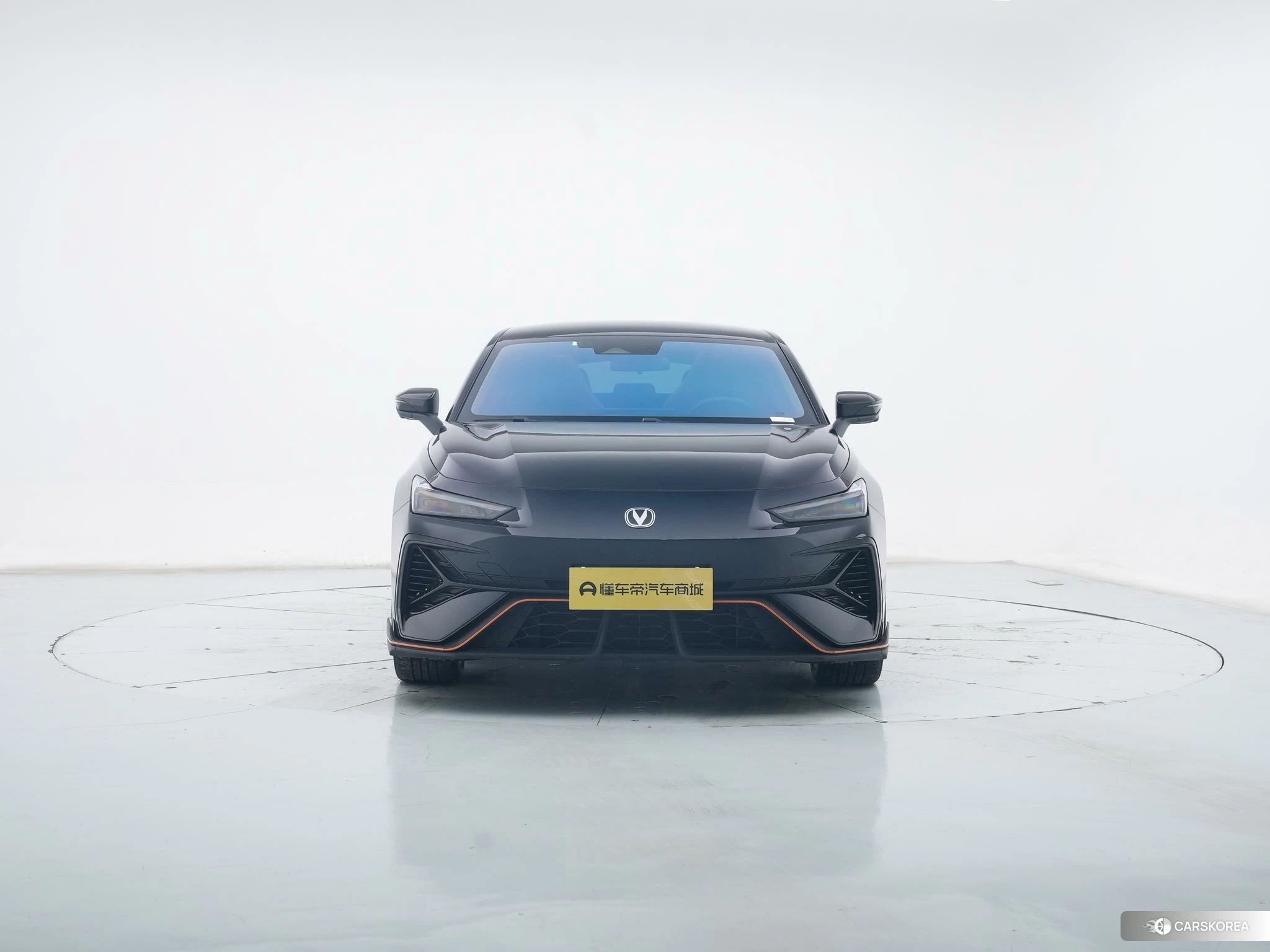 Chang'an UNI-V 2025 Черный из Китая, фото 2