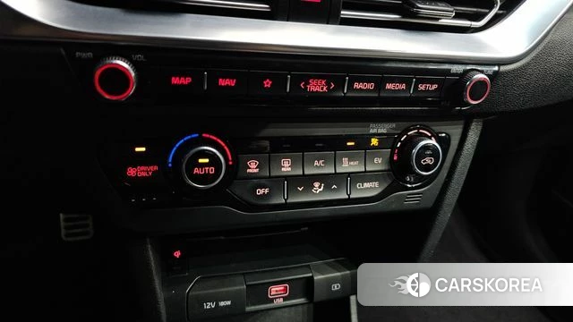 Kia Niro EV id 3910796 из Кореи 7