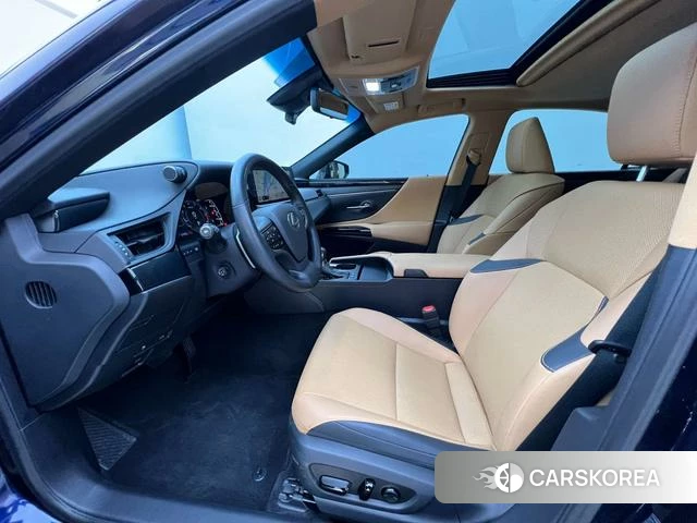 Lexus ES id 4353643 из Китая 7
