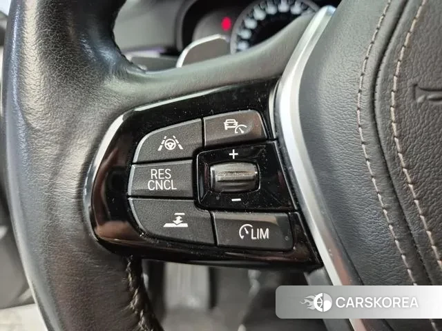 BMW 5 Series (G30) id 3055767 из Кореи 7