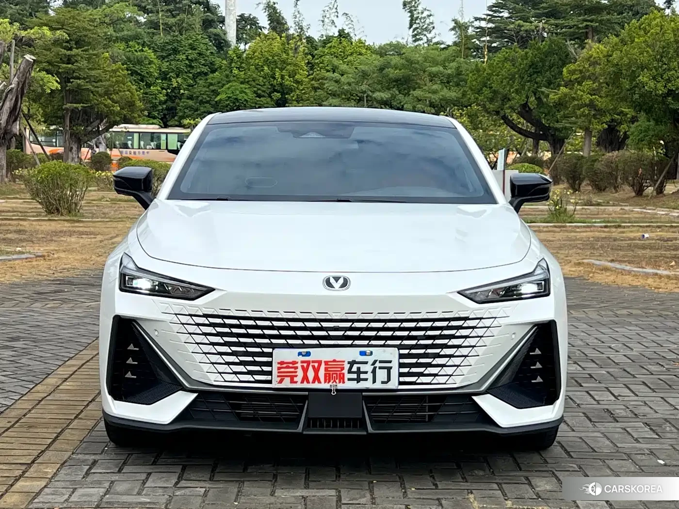 Chang'an UNI-V id 4659830 из Китая 7