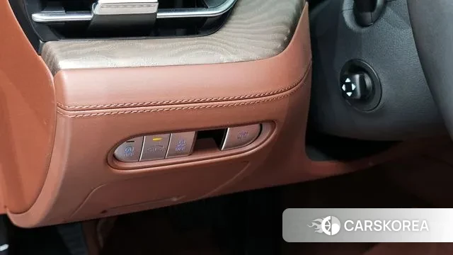 Genesis G90 (RS4) id 3360609 из Кореи 7