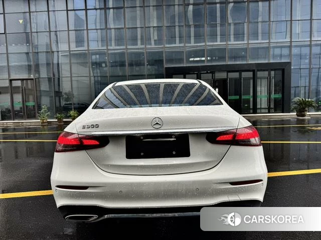 Mercedes-Benz E-class id 4211741 из Китая 7