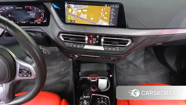 BMW 1 Series (F40) id 3043848 из Кореи 7