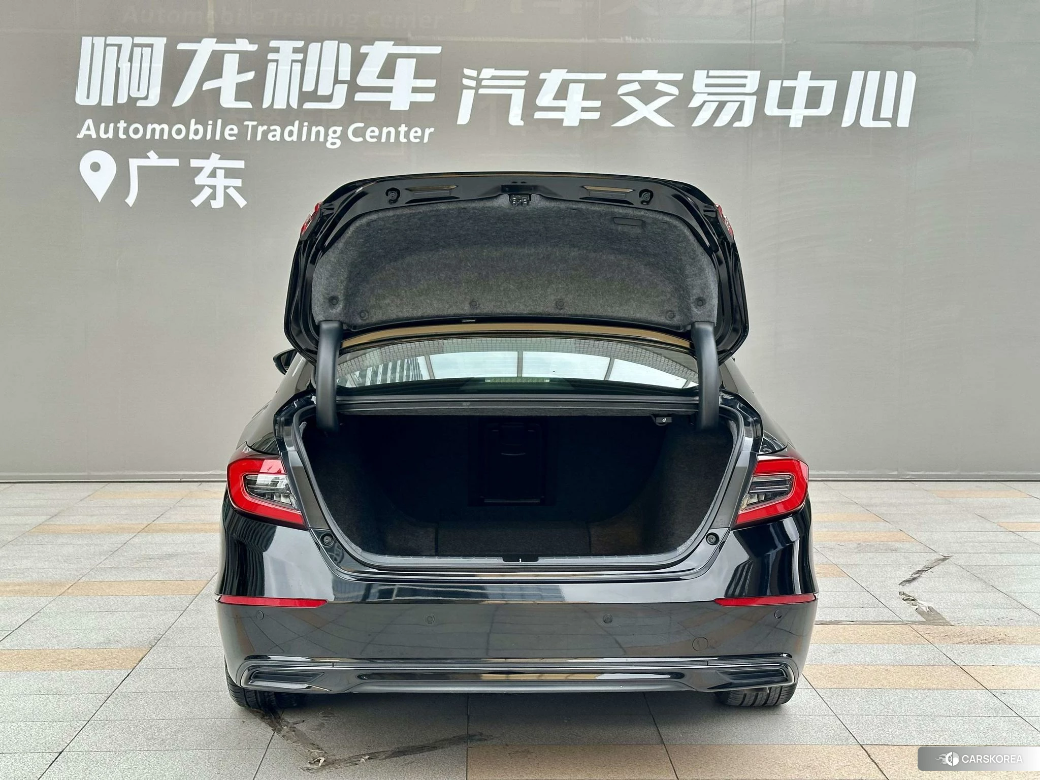Honda Accord id 4452933 из Китая 7