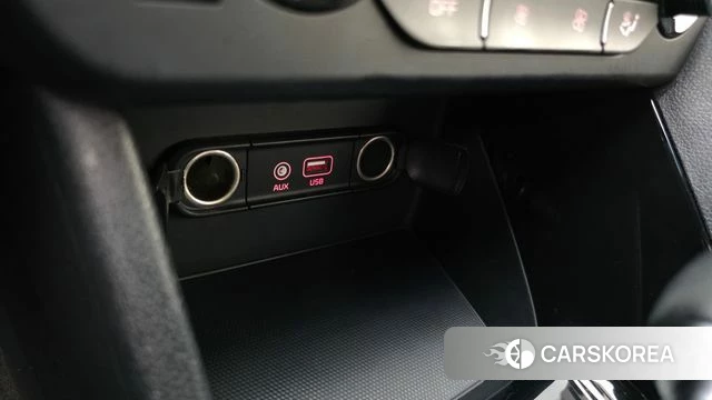 Kia Niro id 3894316 из Кореи 7