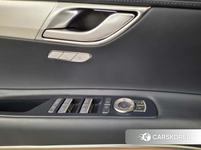 Genesis GV80 id 3807724 из Кореи 7