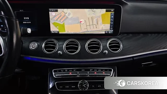 Mercedes-Benz E-Class W213 id 3499547 из Кореи 7