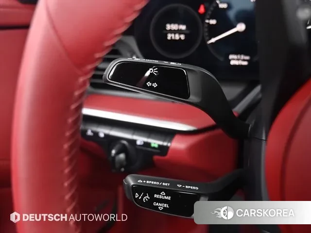 Porsche 911(992) id 3206761 из Кореи 7