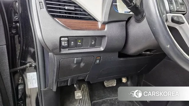 Toyota Sienna id 3439831 из Кореи 7