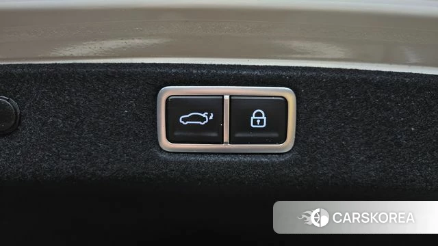 Hyundai Grandeur Hybrid (GN7) id 4480721 из Кореи 7