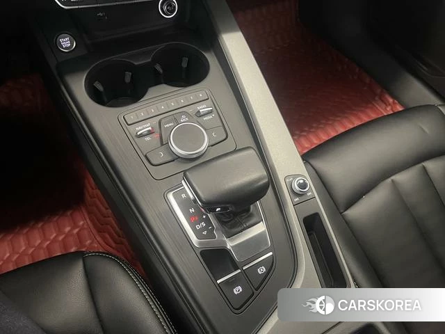 Audi A4L id 4212472 из Китая 7