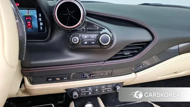 Ferrari F8 Spider id 3394844 из Кореи 7