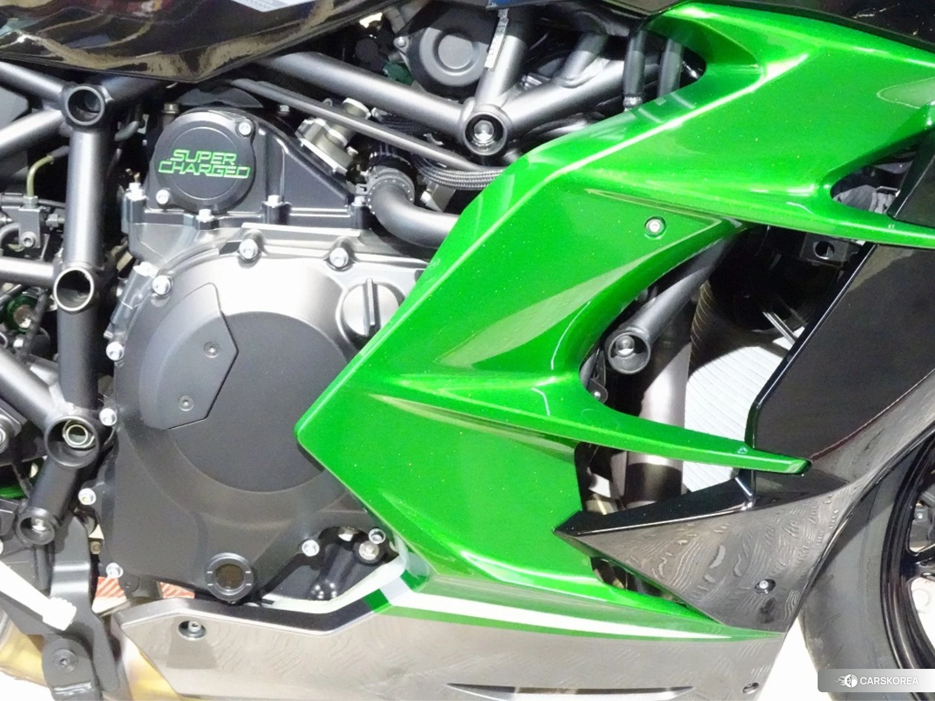 Kawasaki NINJA H2 SX SE id 3947849 из Японии 7
