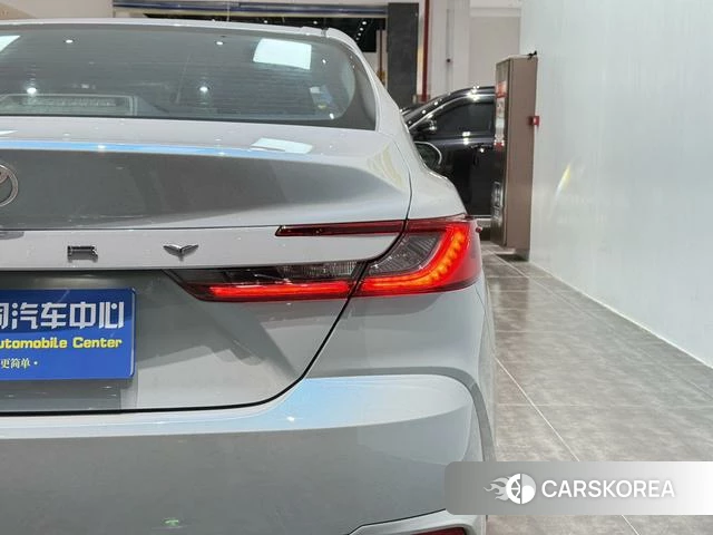 Toyota Camry id 4262258 из Китая 7