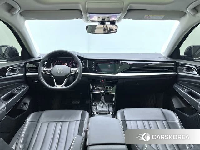 Volkswagen Passat id 4261849 из Китая 7