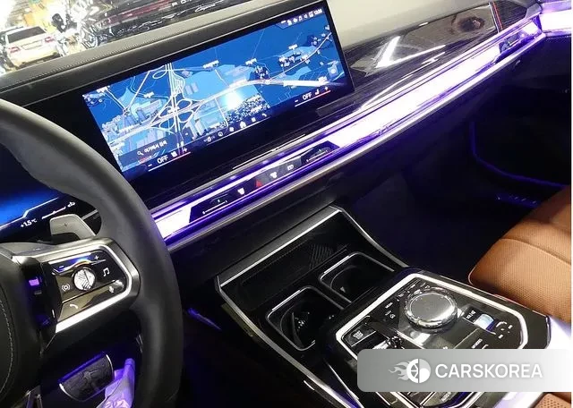 BMW 7 Series (G70) id 3695984 из Кореи 7