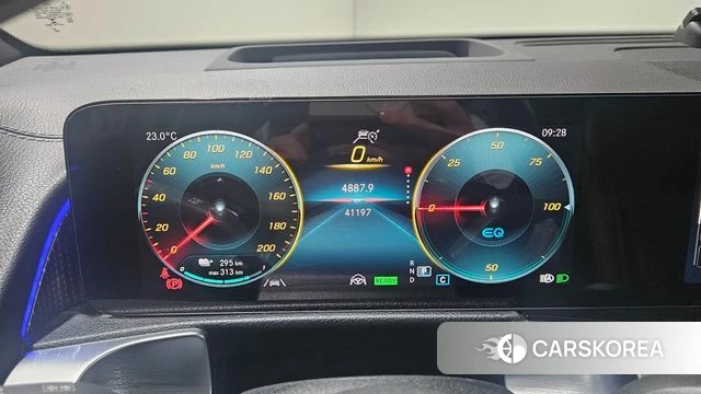 Mercedes-Benz EQB X243 id 4206535 из Кореи 7