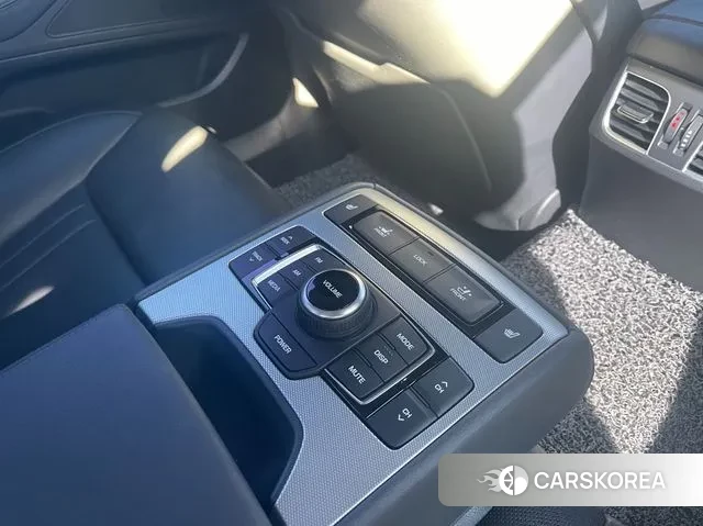 Genesis G80 id 3469939 из Кореи 7