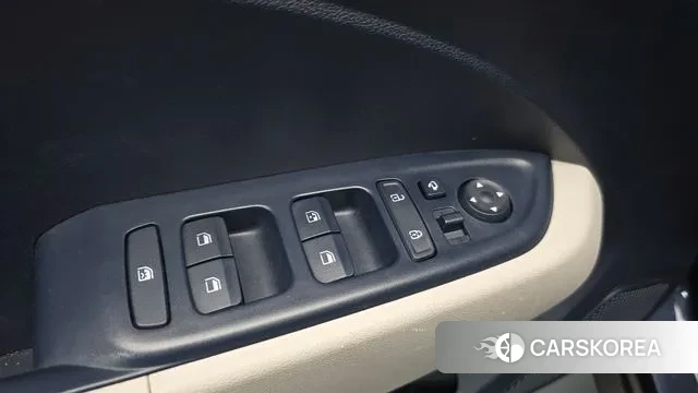 Hyundai Venue id 3156347 из Кореи 7