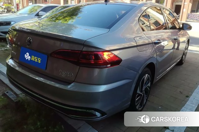 Volkswagen Bora id 4276262 из Китая 7