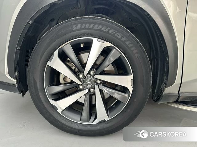 Lexus NX id 4242304 из Китая 7