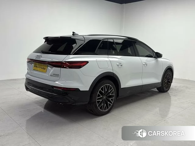 Audi Q5 e-tron id 4240629 из Китая 7